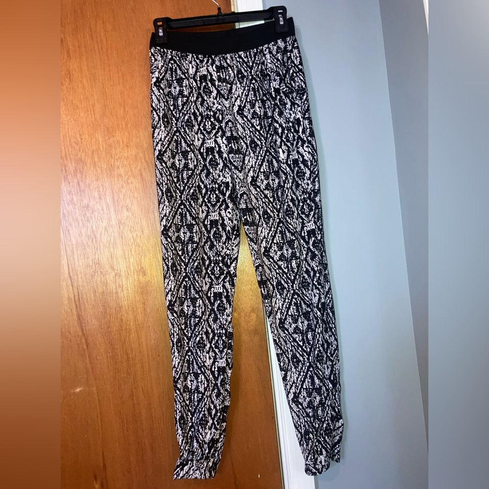 EUC Jogger Style Pants w/ Pockets